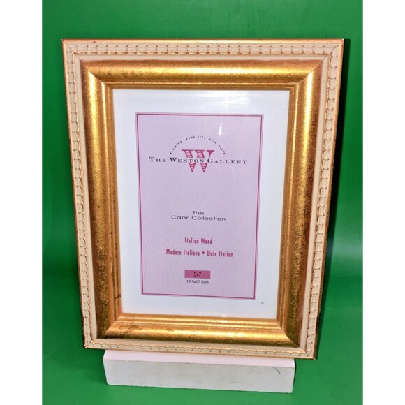 The Weston Gallery Italian Wood Capri Collection Picture Frame 7"x9" Hold 5" x7" - Picture 1 of 6